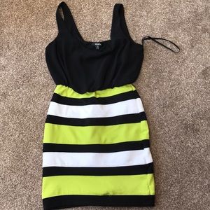 Xoxo green black and white dress